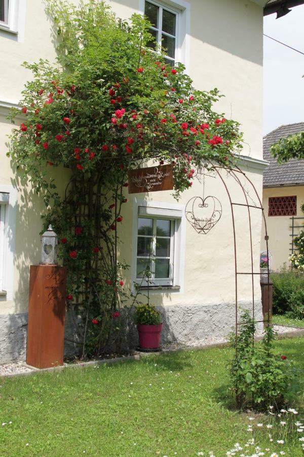 Apartamento Gutshof Bartl 1 Klagenfurt am Woerthersee Exterior foto